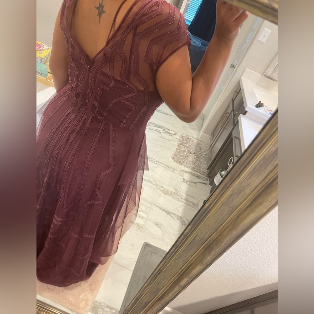 BCBGMaxAzria Plum V-Neck Lace-Overlay Maxi Dress - Picture 9 of 11